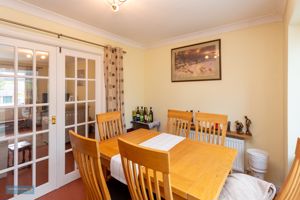 Dining Room- click for photo gallery